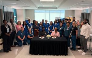 Nashville State Community College and Nurses Middle College Nashville (NursesMC) have entered into a dual enrollment agreement that provides eligible high school students the opportunity to earn both college and high school credit simultaneously. 